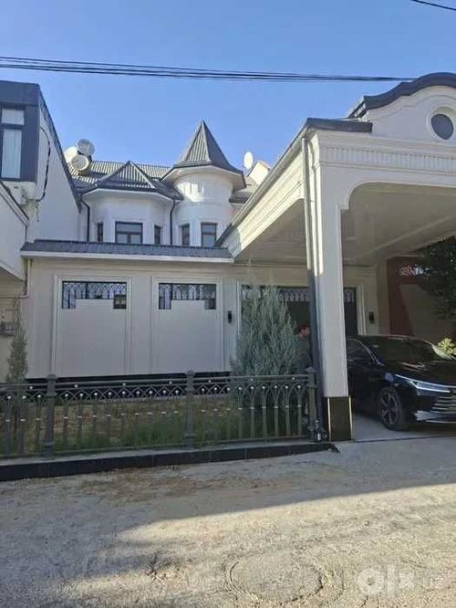 5-room house, 280 m²