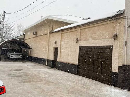 4-room house, 320 m²