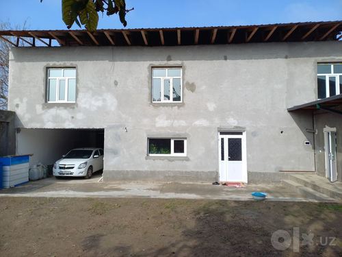 7-room house, 4 m²