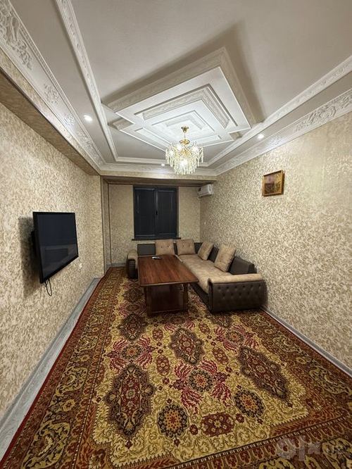 3-xonali kvartira, 90 m²