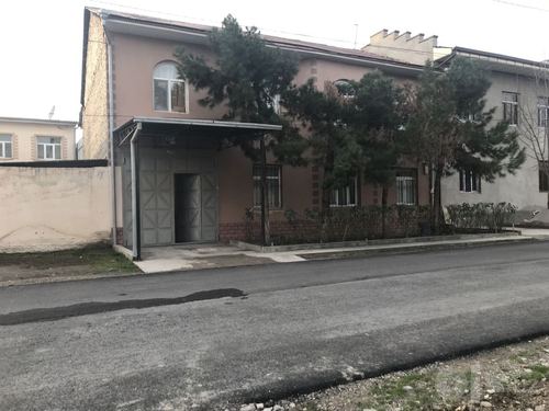 8-комнатный дом, 5 м²