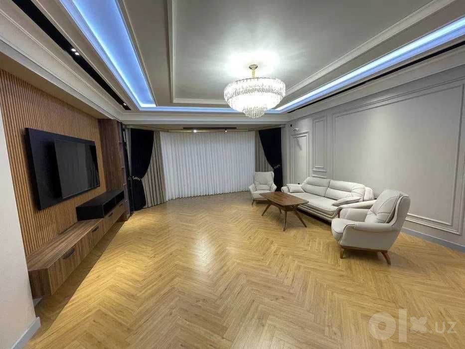 3-комнатная квартира, 144 м², Ташкент, Мирзо-Улугбекский район, в аренду