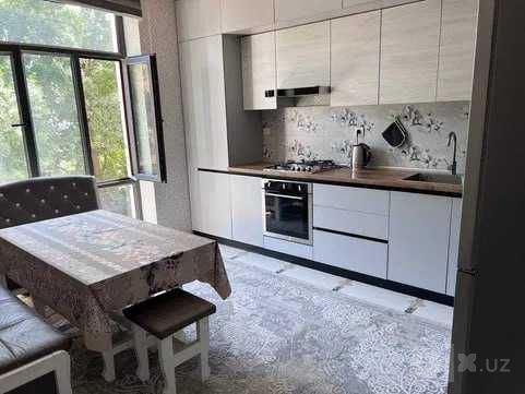 4-комнатная квартира, 90 м²