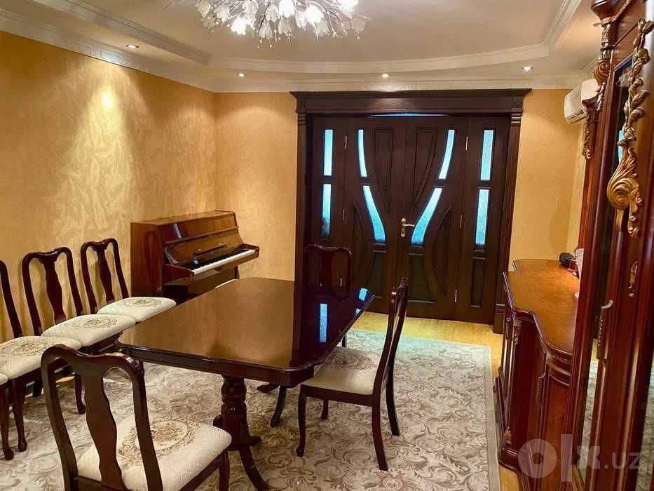 4-xonali kvartira, 97 m², Toshkent, Mirzo Ulug‘bek tumani, sotuvga