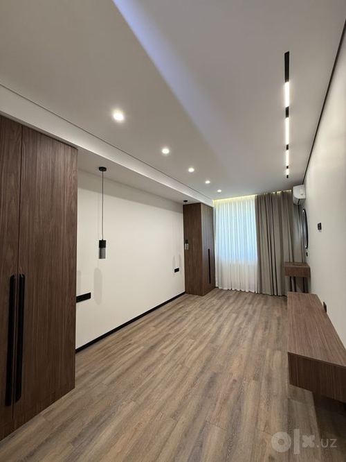 3-комнатная квартира, 140 м²