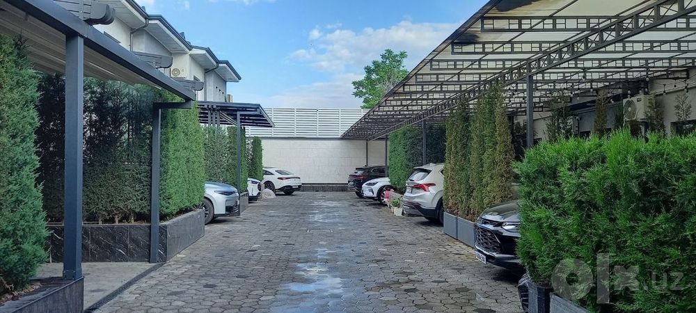 6-xonali uy, 160 m², Toshkent, Mirzo Ulug‘bek tumani, sotuvga