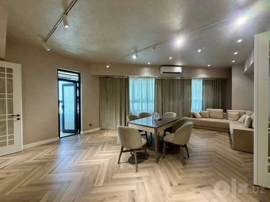 6-room apartment, 320 m², Tashkent, Mirzo Ulugbek District, for sale