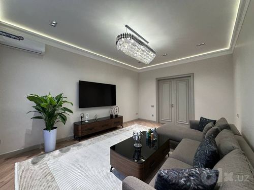 4-комнатная квартира, 153 м²