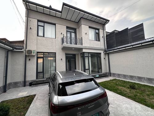 6-xonali uy, 300 m²