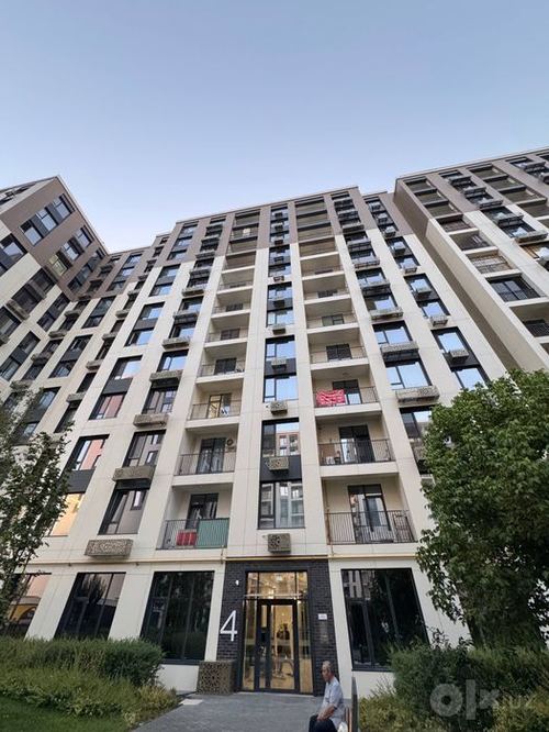 3-xonali kvartira, 106 m²