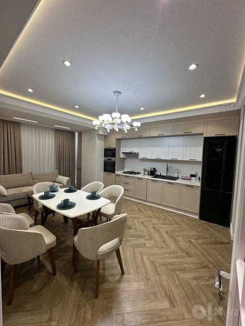 3-xonali kvartira, 82 m²
