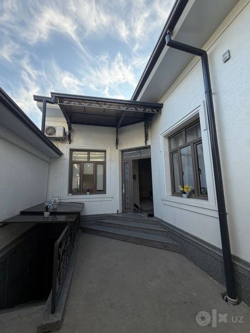 4-xonali uy, 160 m²