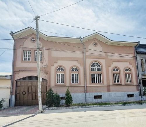 10-room house, 190 m²