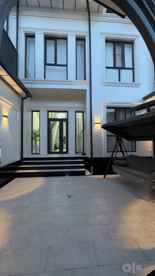 6-xonali kottej, 215 m²