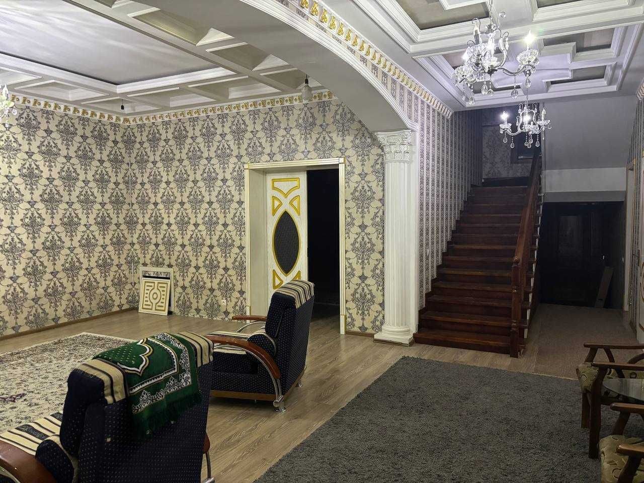 6-room house, 300 m², Tashkent, Almazar District, for rent
