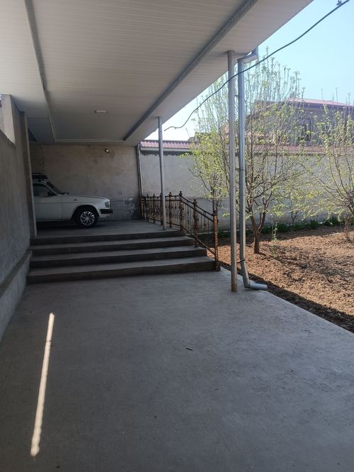 Land for sale behind Glamasaroy banquet hall