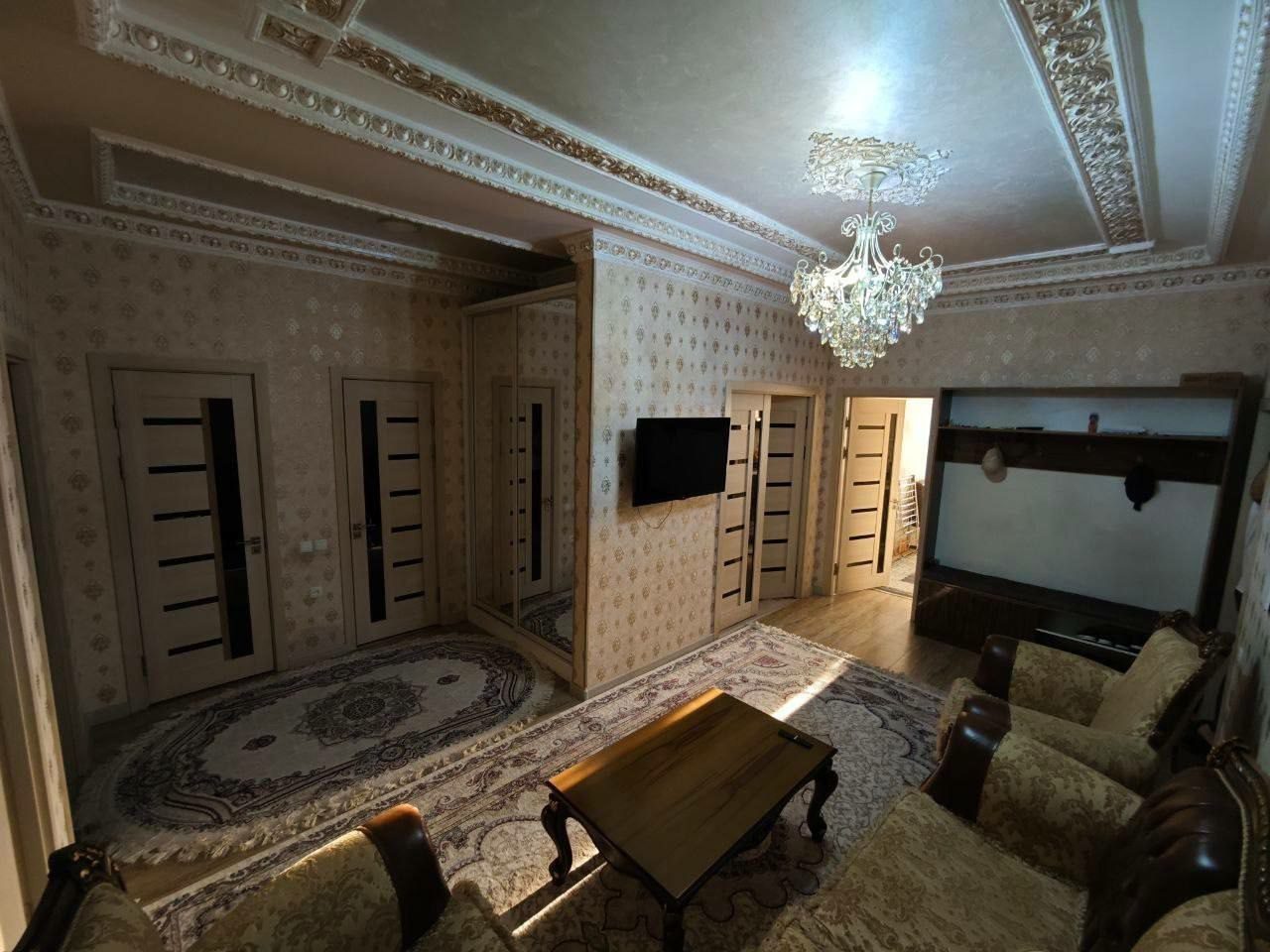 3-комнатная квартира, 3 м², Ташкент, Чиланзарский район, на продажу