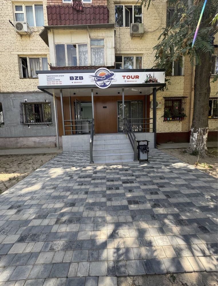 For sale, 1st line, non-residential, Samarkand Darvoza commercial premises