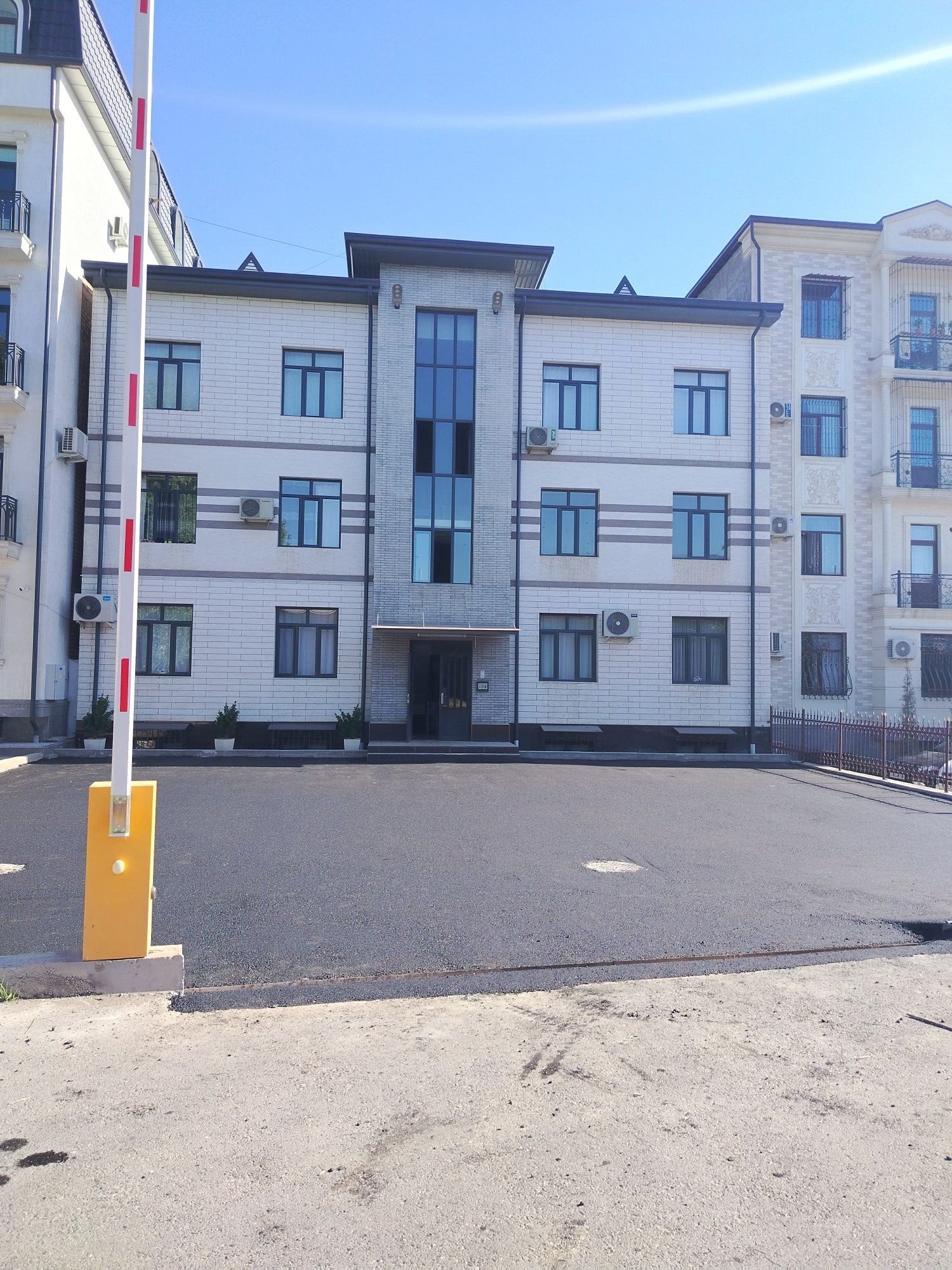 5-room apartment, 180 m², Tashkent, Almazar District, for sale