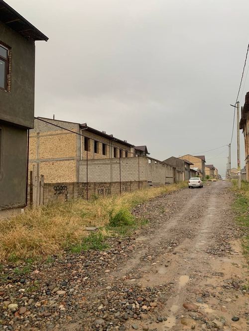 Urgent sale of a 2.5 sotok plot in Mekhnat, excellent location