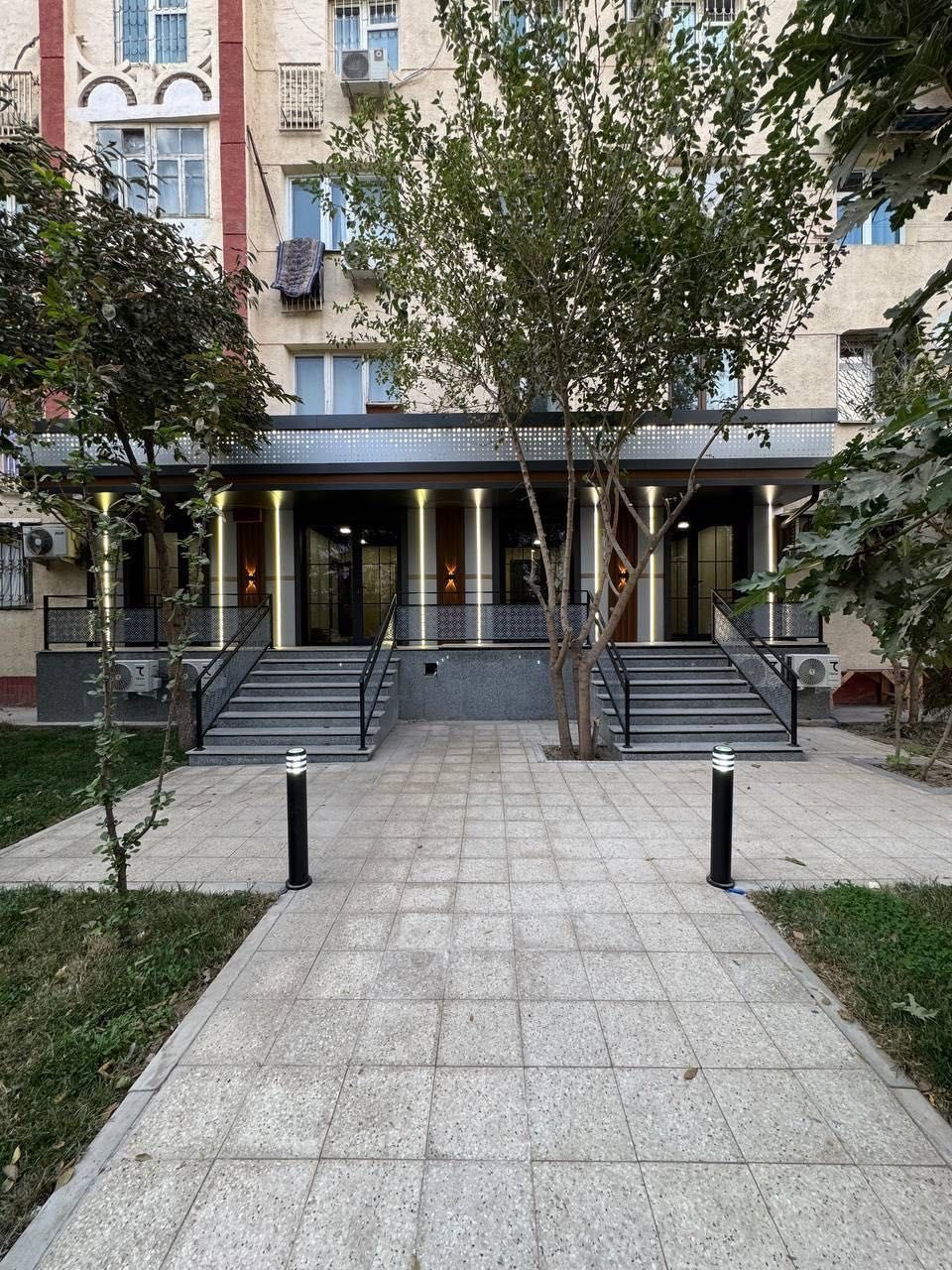 Jor stadion, 65m2, Tijoriy ko'chmas mulk, sotiladi