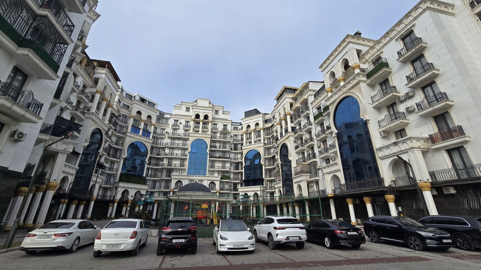 7-xonali kvartira, 185 m², Toshkent, Yunusobod tumani, sotuvga