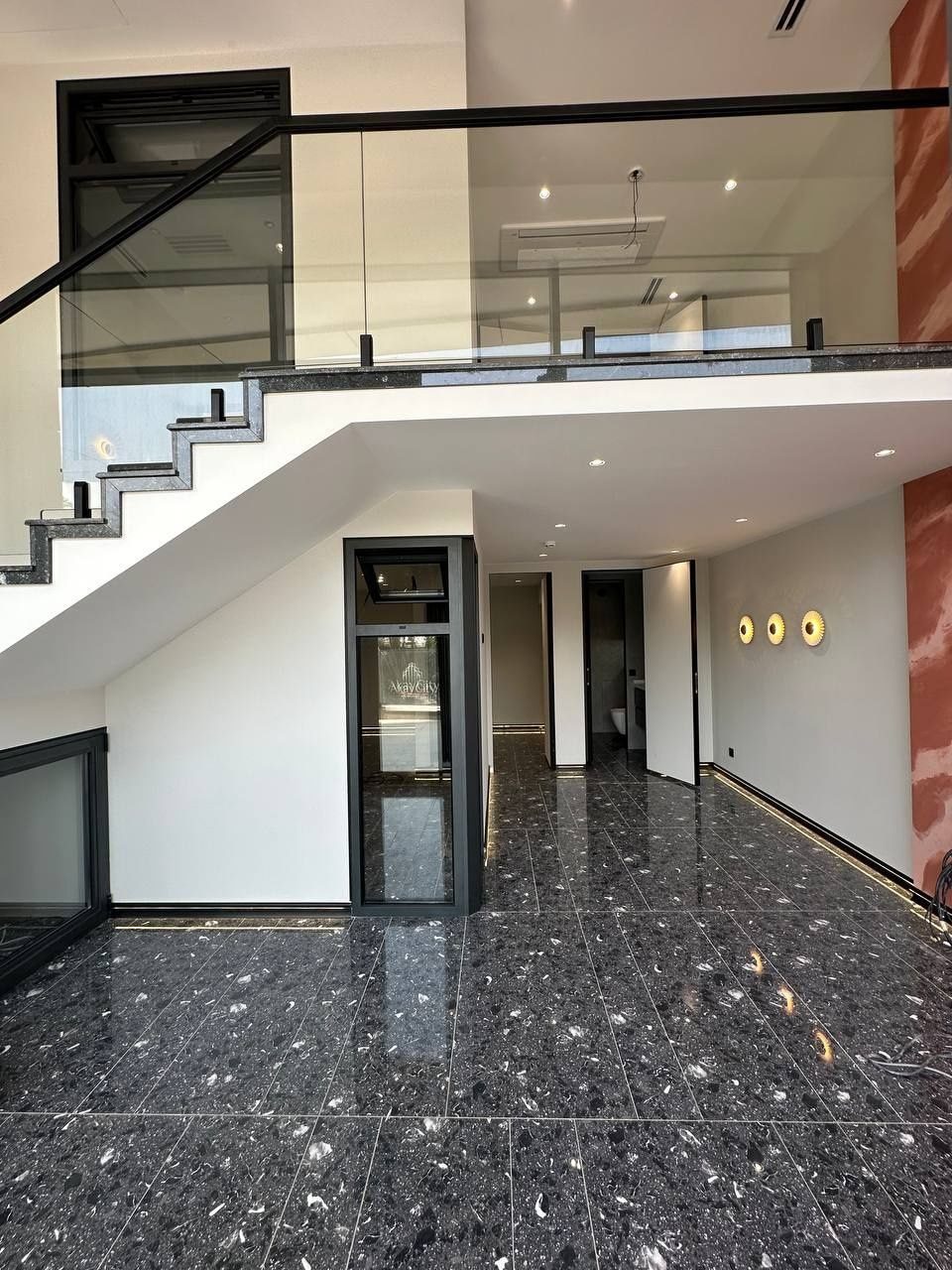 Rent of premises for cosmetology 60 m2, Akai City