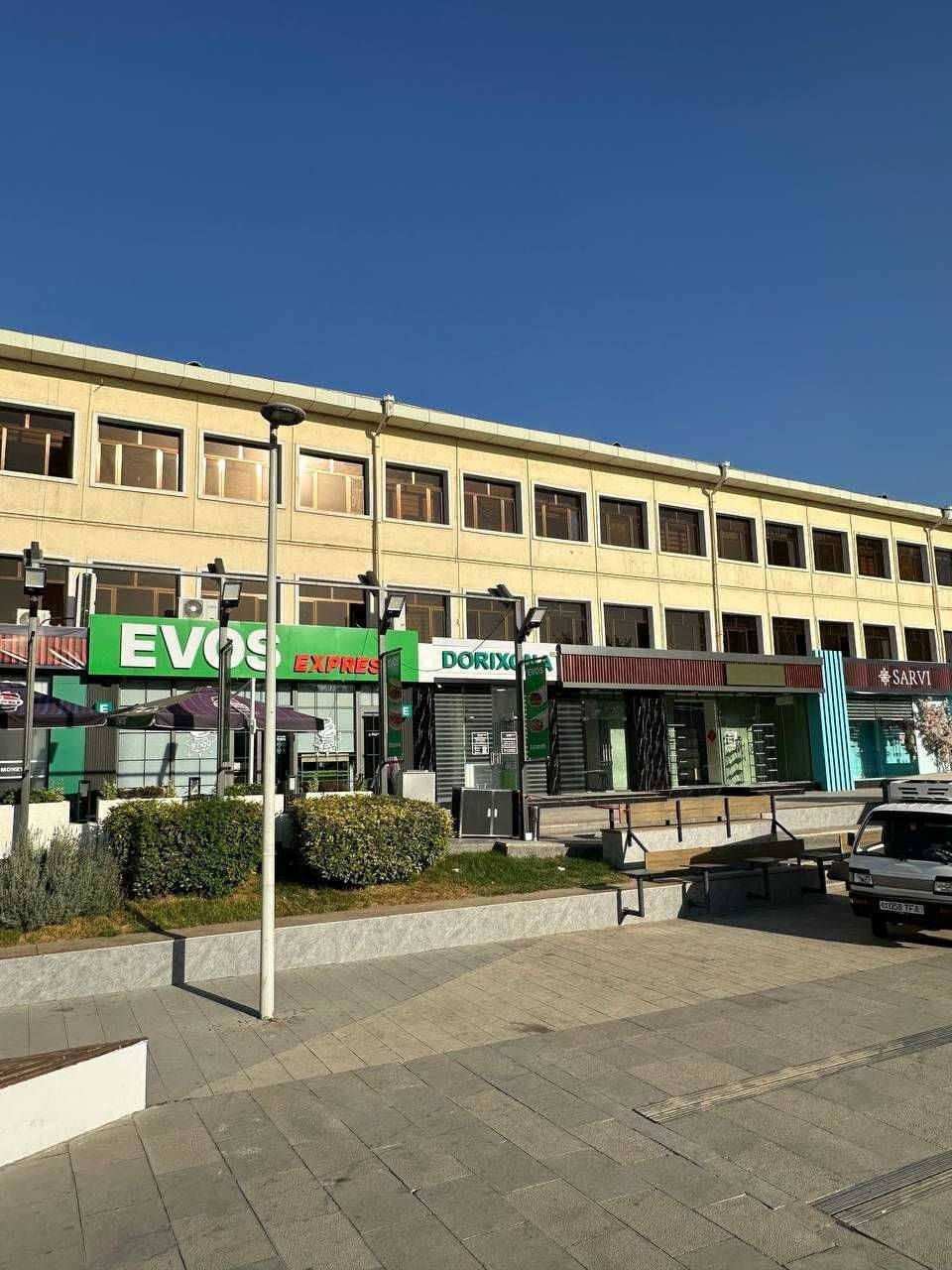 1-qatorda joylashgan, har qanday faoliyat uchun 230m2 maydon ijaraga beriladi