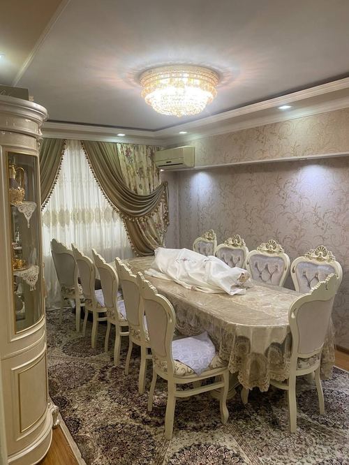 Urgent sale: 4-room apartment