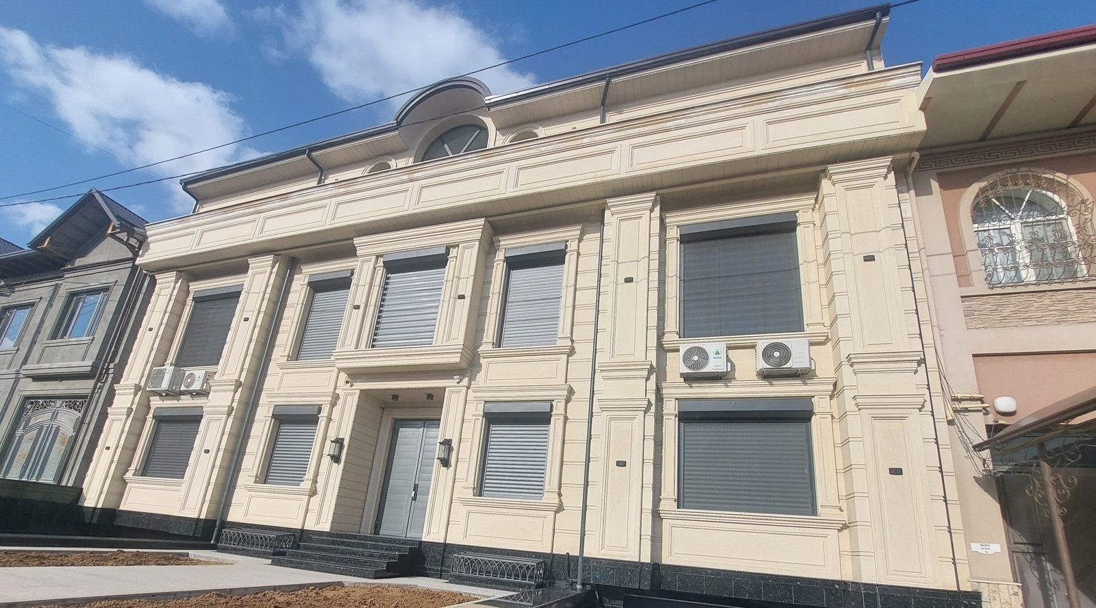 5-комнатный дом, 230 м², Ташкент, Юнусабадский район, на продажу