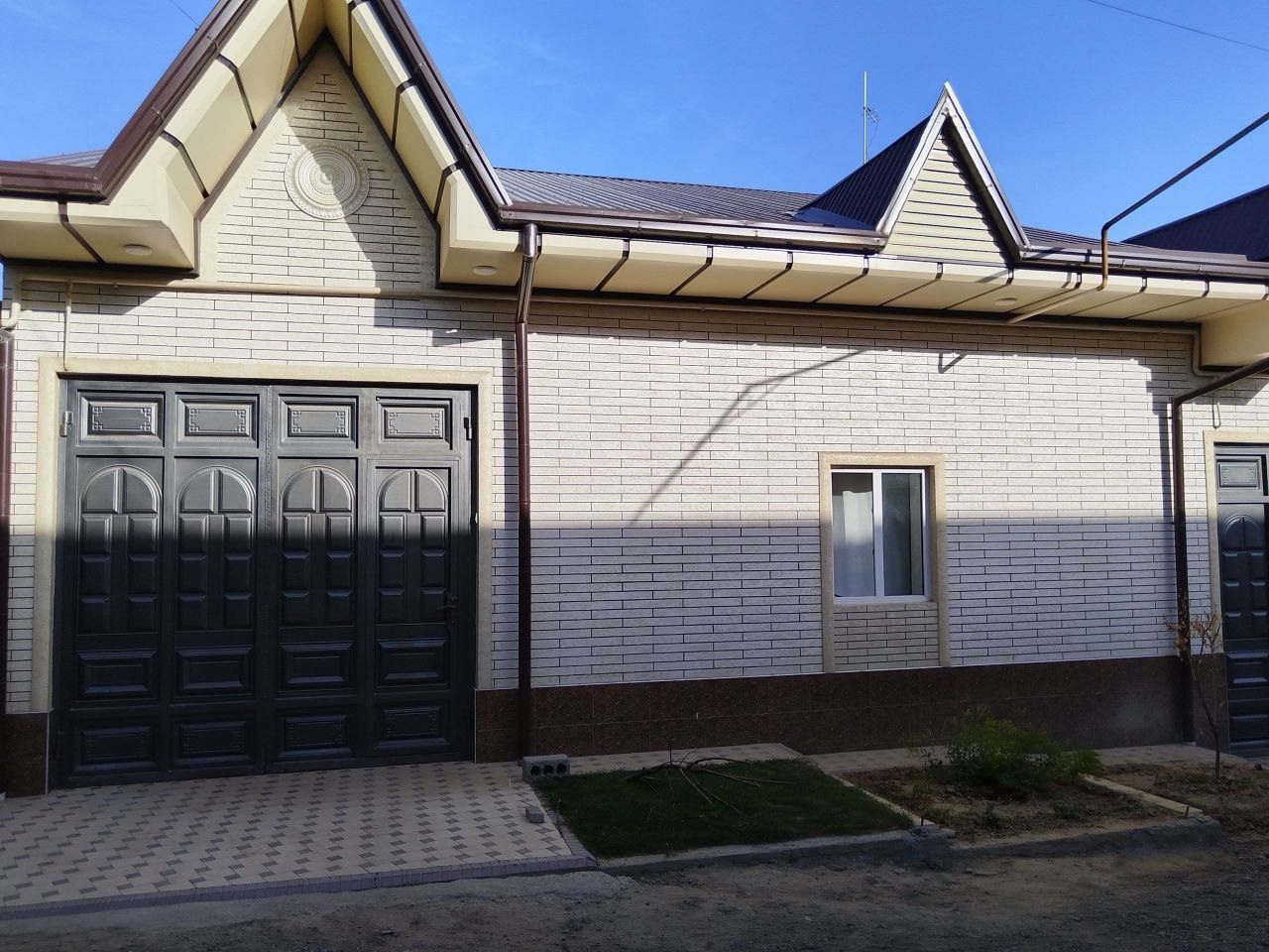 4-комнатный дом, 3.5 м², Ташкент, Юнусабадский район, на продажу