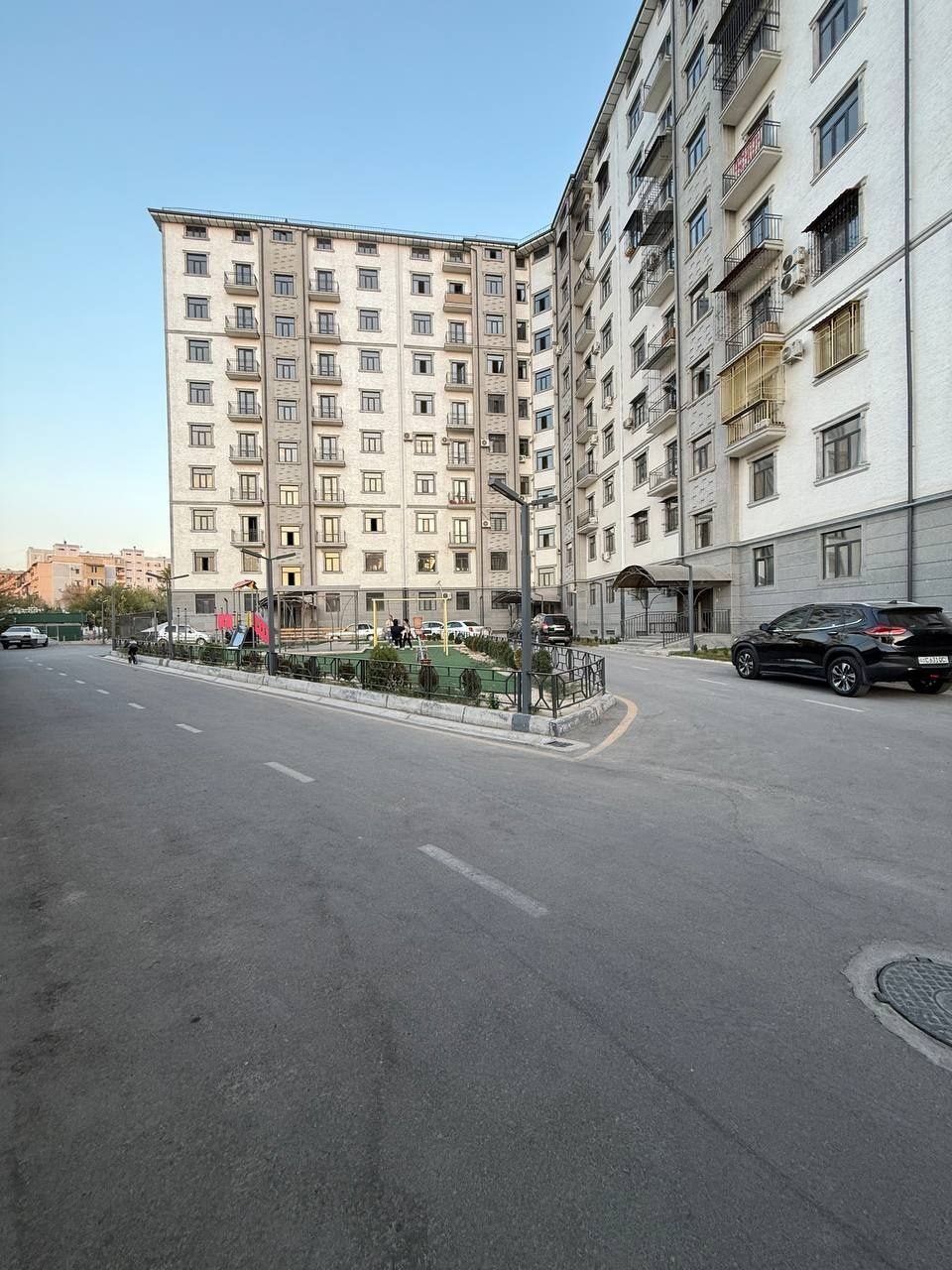8-xonali kvartira, 220 m², Toshkent, Yunusobod tumani, sotuvga