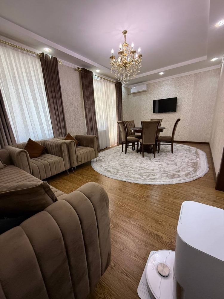 4-room apartment, 100 m², Tashkent, Yunusabad District, for sale