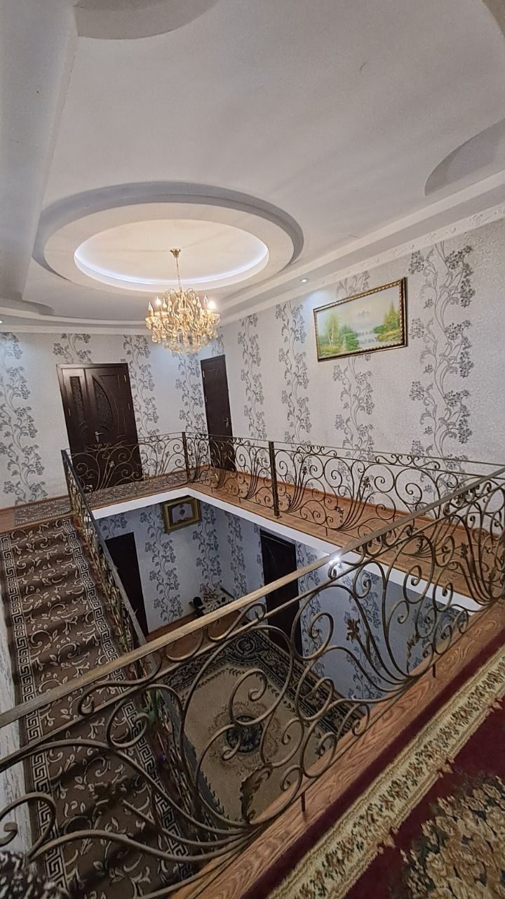 5-комнатный дом, 400 м², Ташкент, Юнусабадский район, на продажу
