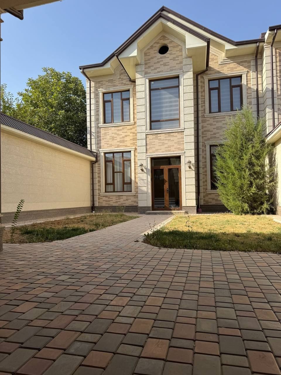 6-комнатный дом, 200 м², Ташкент, Юнусабадский район, на продажу