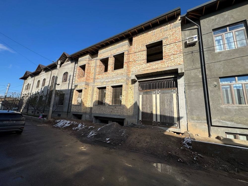 6-комнатный дом, 400 м², Ташкент, Юнусабадский район, на продажу