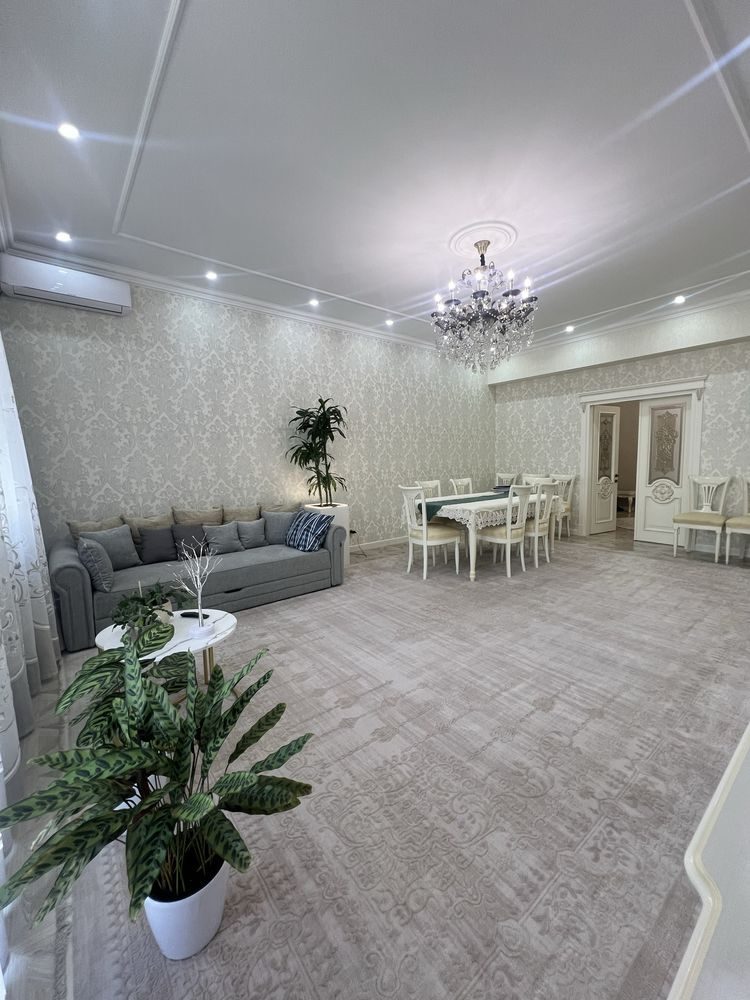 3-комнатная квартира, 125 м², Ташкент, Юнусабадский район, на продажу