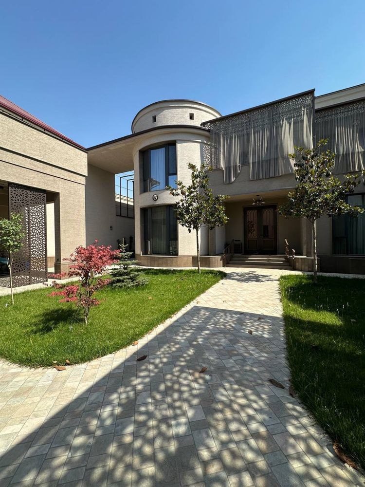 6-комнатный дом, 750 м², Ташкент, Юнусабадский район, на продажу