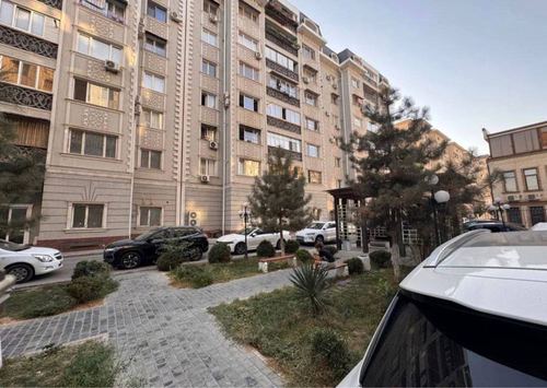 Yashnabad district, 4 rooms