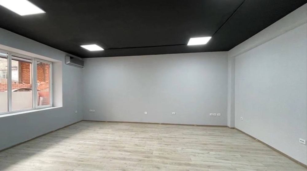 488m2 tijoriy bino sotiladi, podval qavatda.