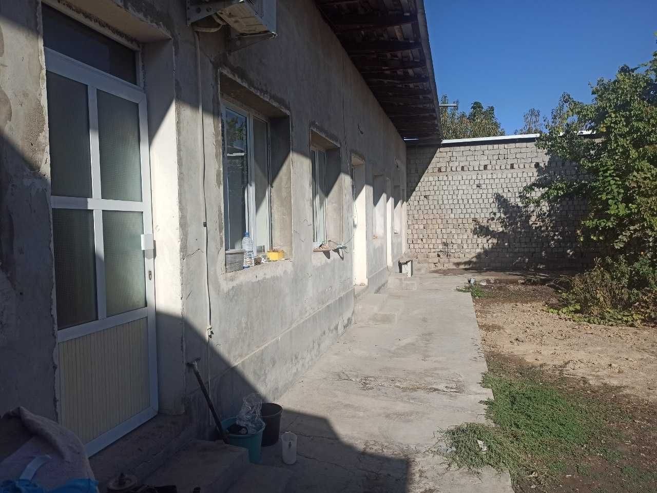 3-комнатный дом, 630 м², Ташкент, Сергелийский район, на продажу