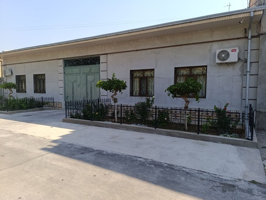 4-комнатный дом, 200 м², Ташкент, Сергелийский район, на продажу
